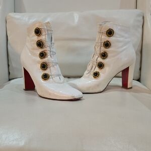 Christian Louboutin White Heeled Boots with Red Soles